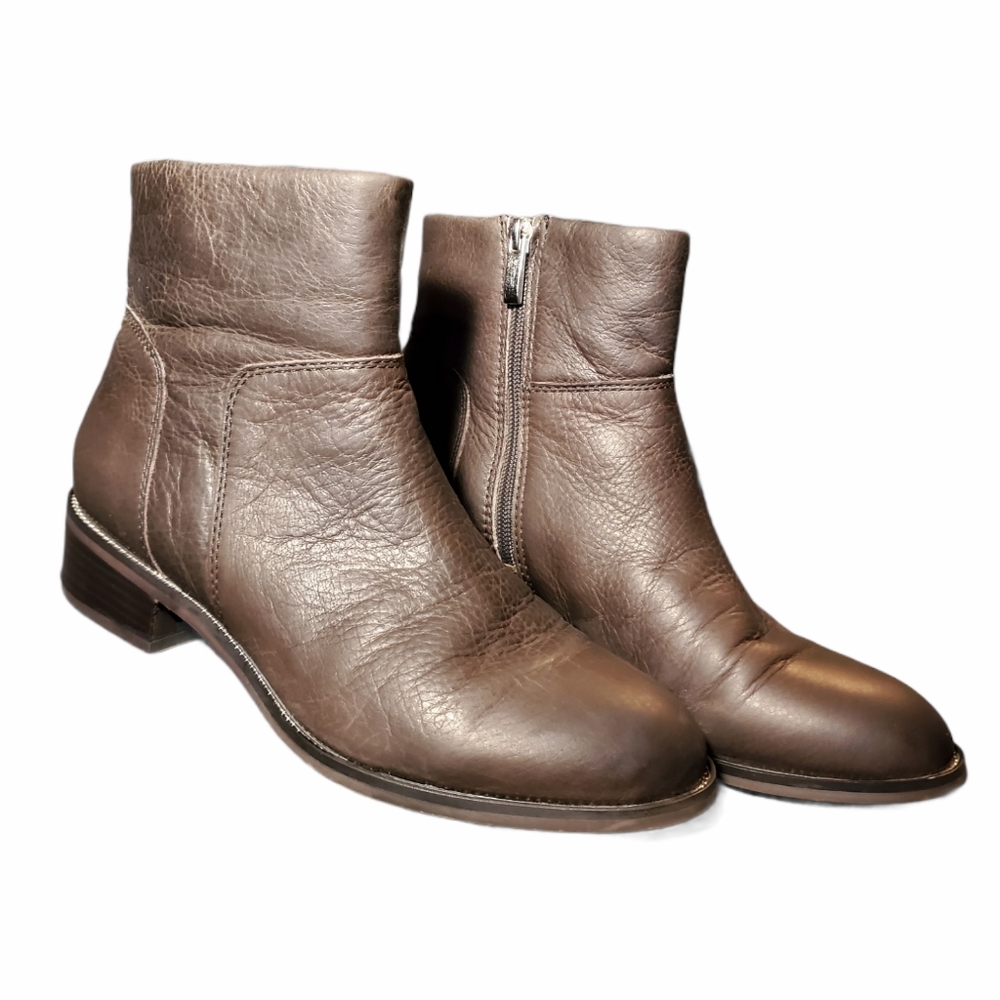 Franco Sarto Benny gray leather ankle boot